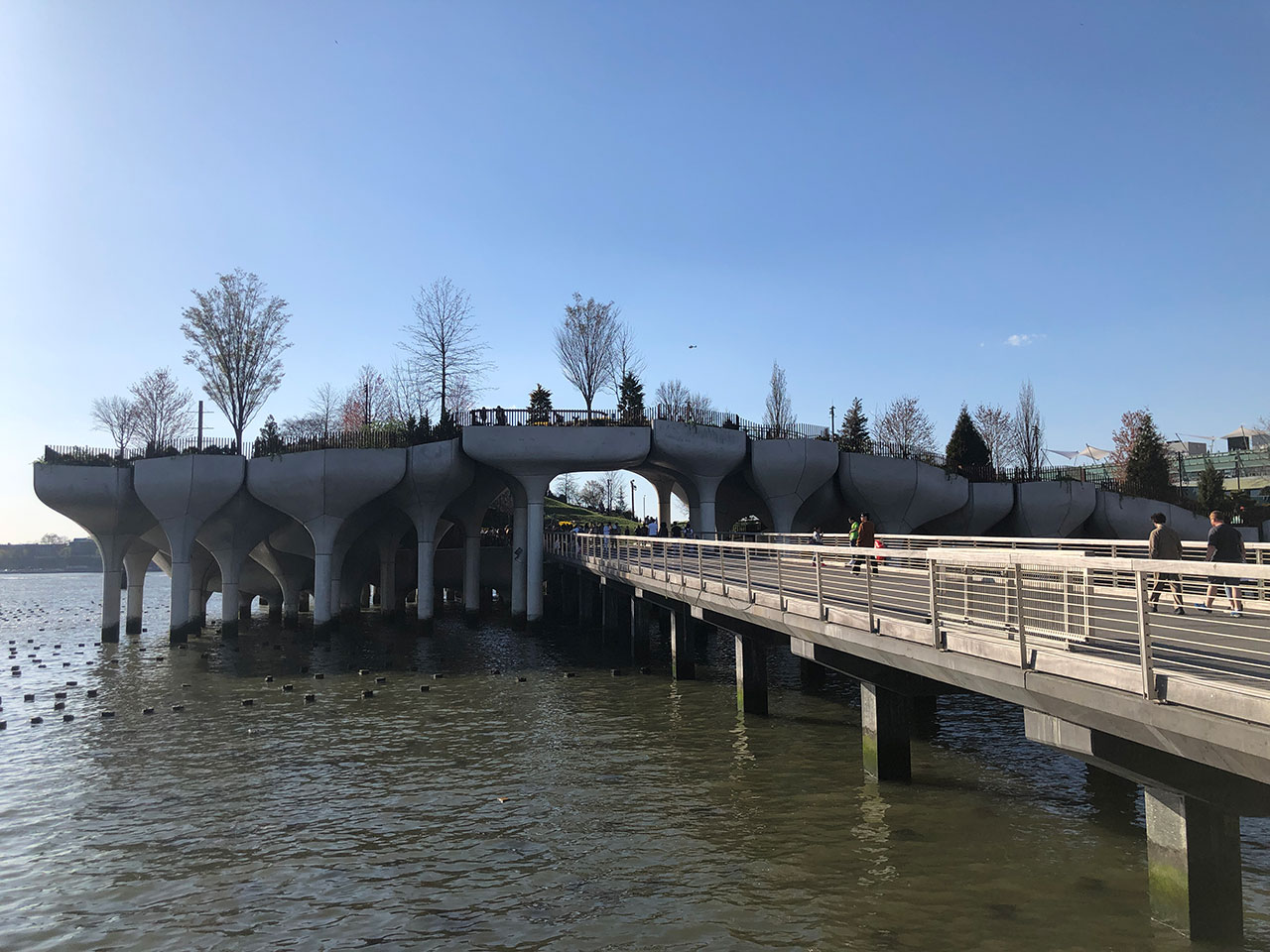 Little Island: ein schwimmendes Juwel im Herzen von New York